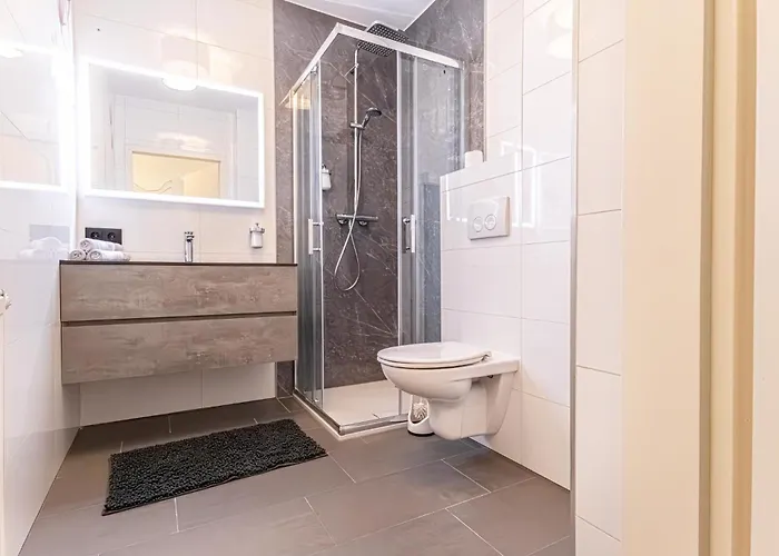 Chic & Comfortable 1br & 1lr * Vienna